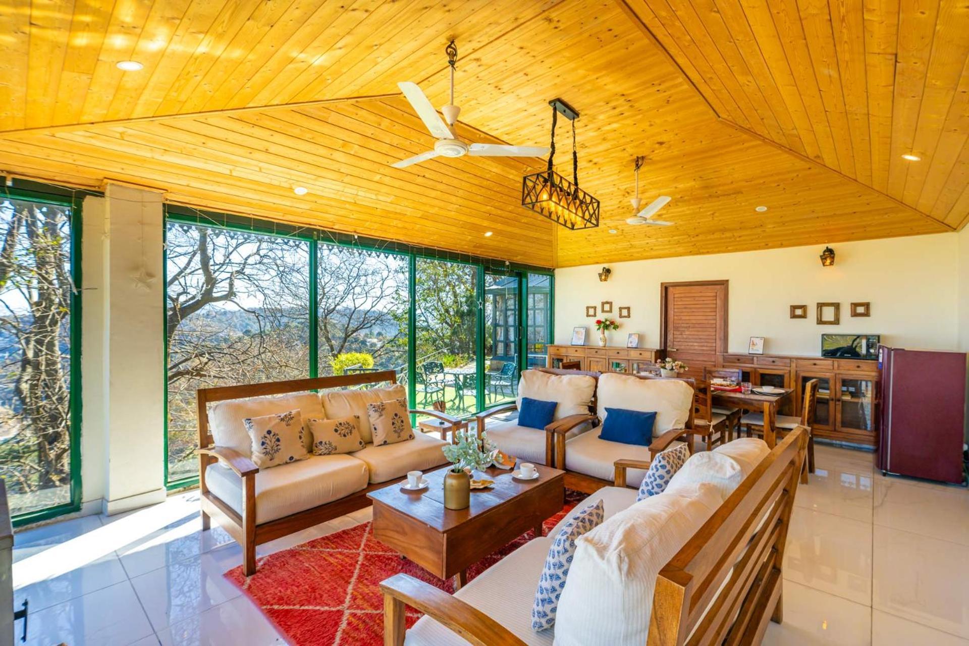 Stayvista At Padam Hill- Pet Friendly Villa With Garden Касаули Экстерьер фото
